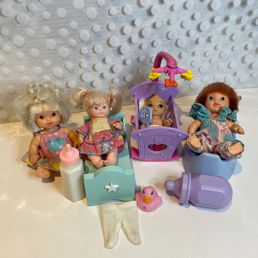 Vintage 80s/90s mini 🍼👶Baby dolls